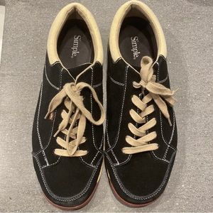 SIMPLE Sugar sneakers black suede size 11